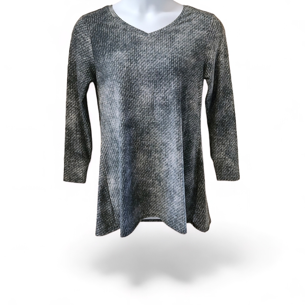 LULAROE Women's super soft oversized V- neck LongSleeve snake print tunic top